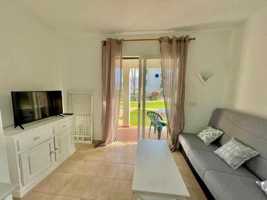 Pura Vida Apartamento Con Piscina Cala'N Blanes  Exterior photo